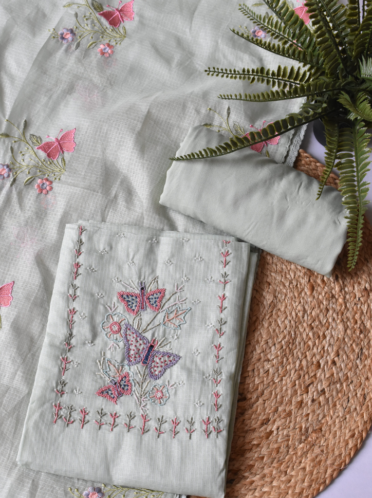 Noor-e-Pari – Ethereal Butterfly Threadwork Collection